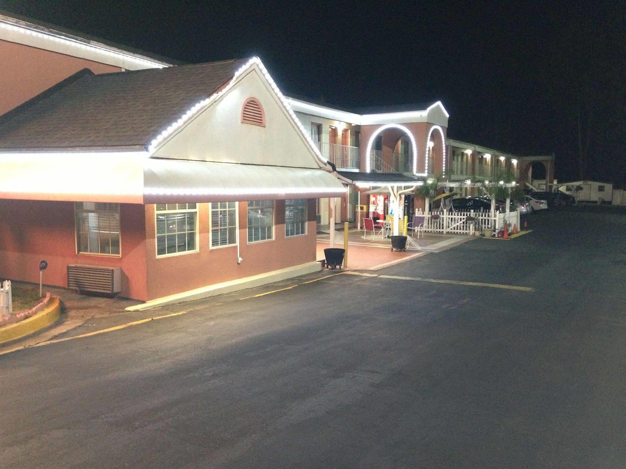 Scottish Inn Augusta Extérieur photo